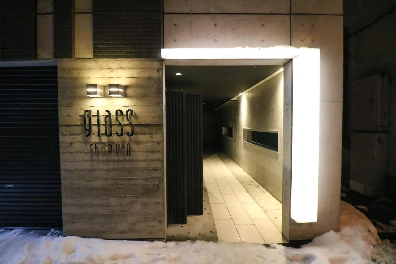 Glass Shiseikan Sapporo 0*,